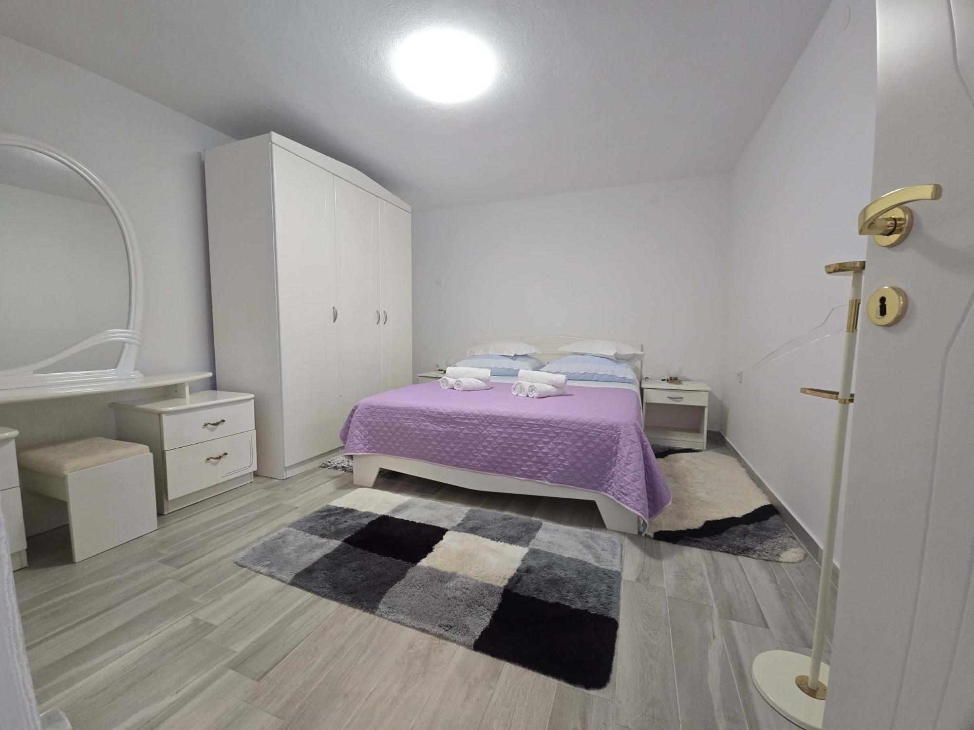 Nika - Marija Makarska